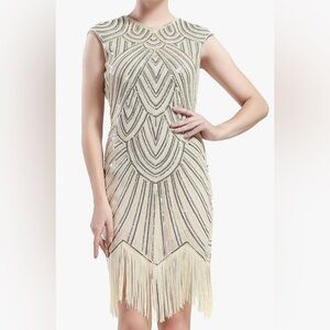 Flapper/Sequin Beige/ Cream Dress size M